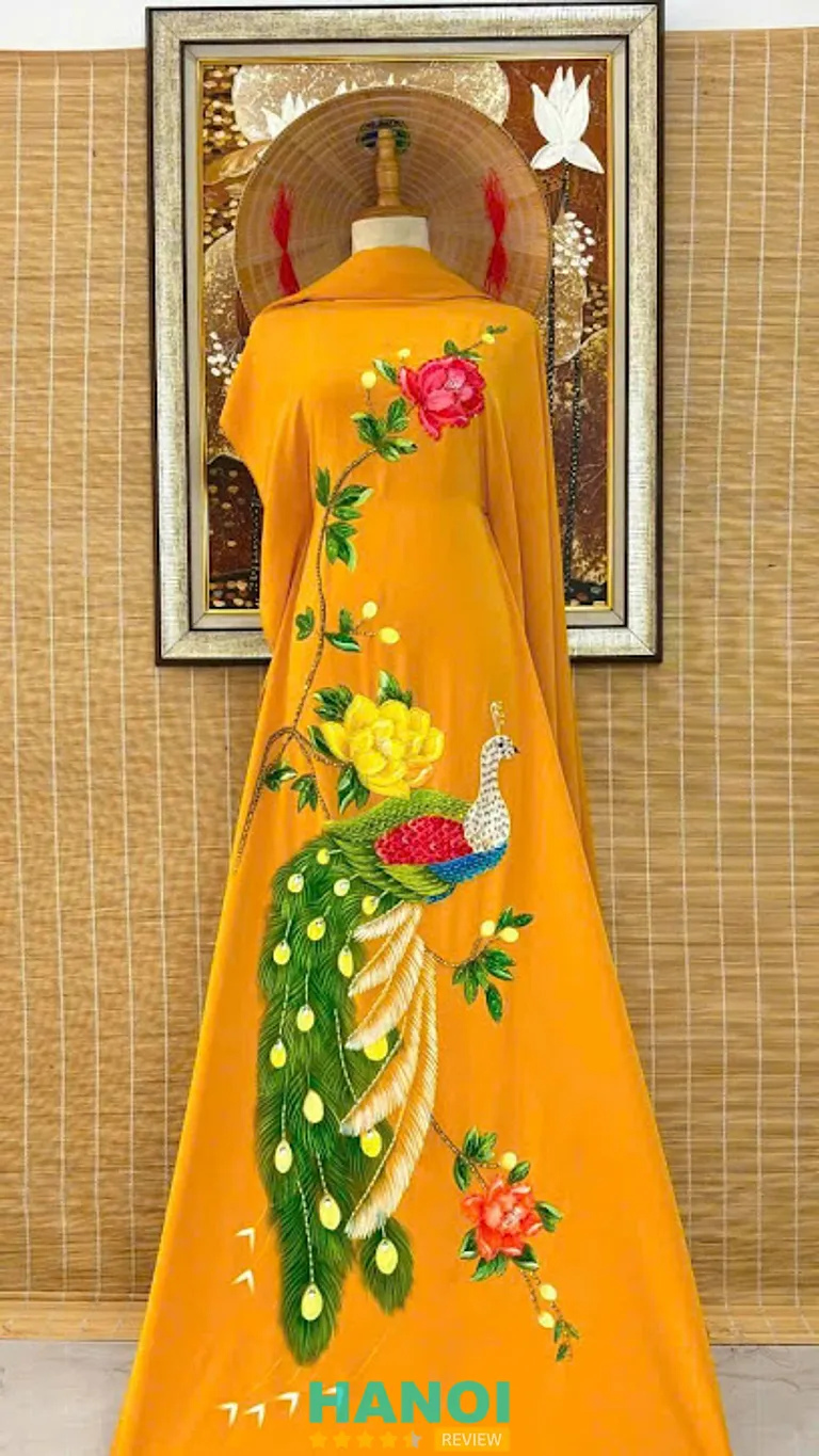 Áo Dài Minh Đức: 41 Đặng Tiến Đông, P. Đống Đa