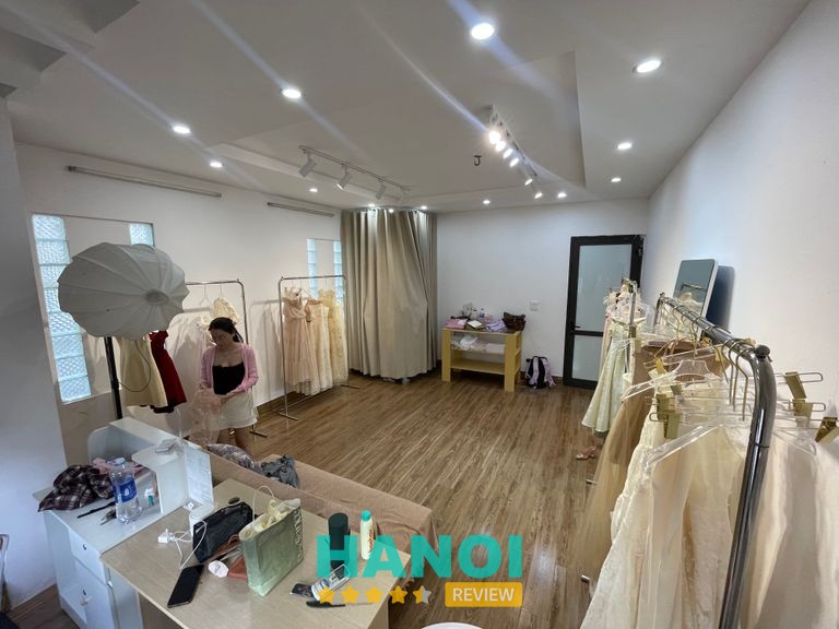 Darling for rent - shop cho thuê váy ở Cầu Giấy