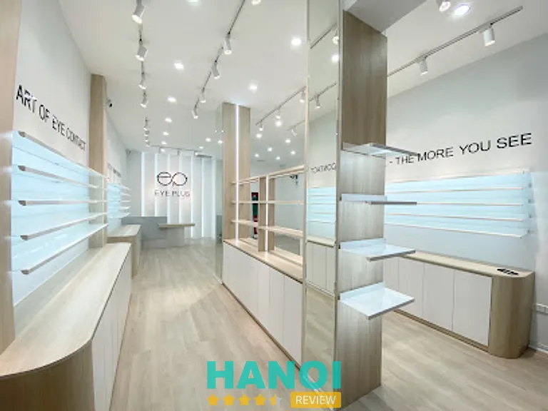 Cửa hàng kính mắt Eye Plus: 82 Trần Phú, P. Hà Đông