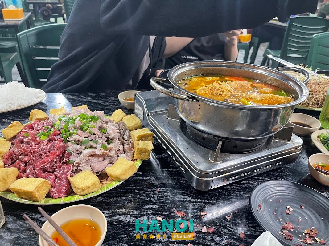Nhà Hàng Hoàng Tùng Restaurant hình ảnh 2