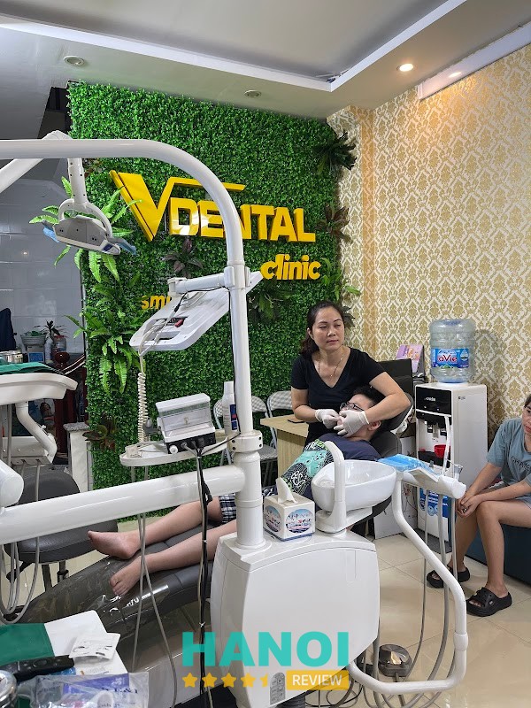 Nha khoa Thẩm mỹ Vdental (Bs Trần Trí Đạt) hình ảnh 2
