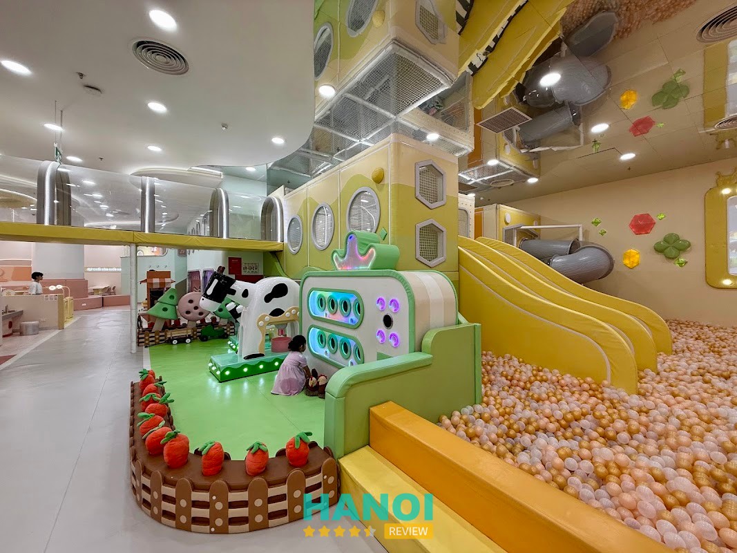 Không gian Woopie Premium Kid Cafe