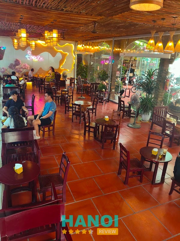 Khu vui chơi trẻ em Quán cafe Nhất Long Linh Đàm
