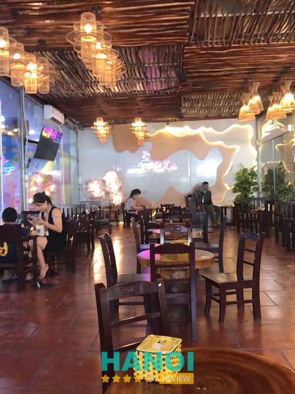 Cafe Nhất Long Linh Đàm có khu vui chơi