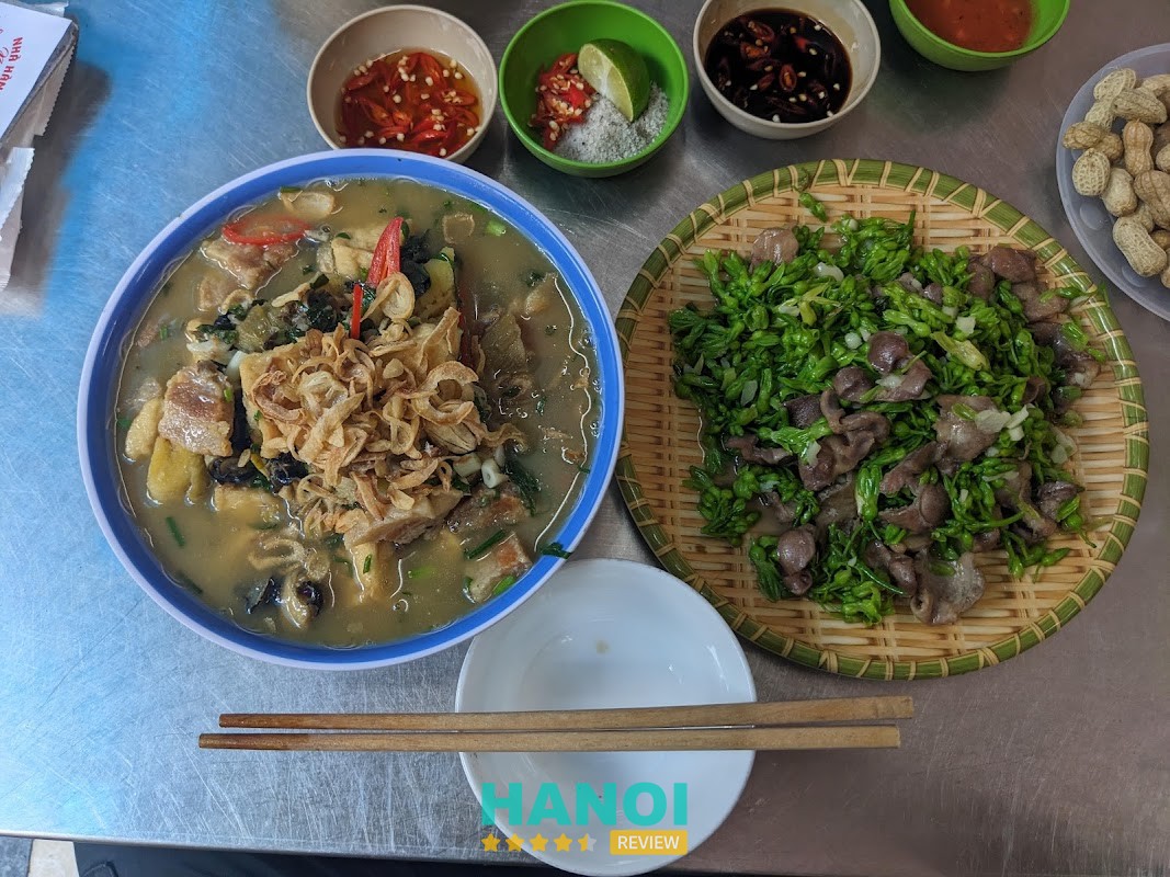 Quán Bia Hơi Dung Đen không gian