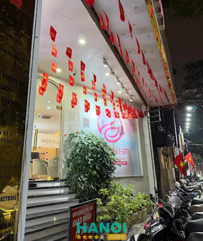 Viện thẩm mỹ Thiên Hà: 176 Trần Duy Hưng, P. Yên Hòa