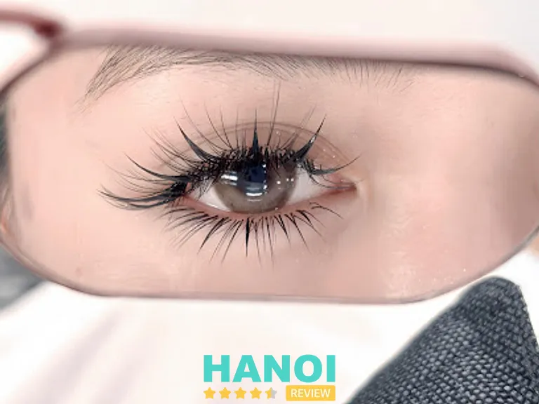 Thủy Nguyễn Beauty: 28 Nguyễn Khuyến, P. Văn Miếu Quốc Tử Giám