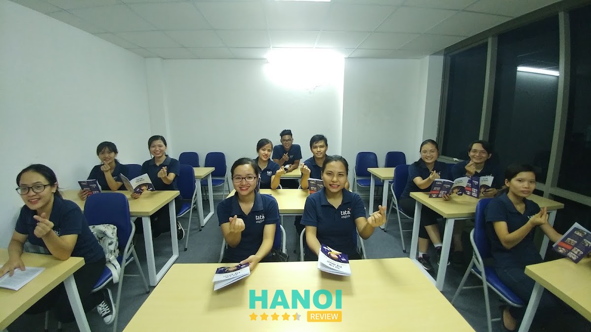 TATA English Cầu Giấy